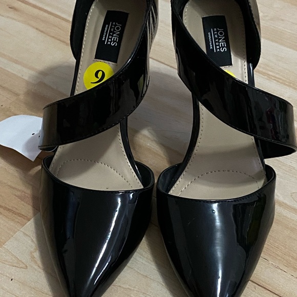 Black pump - Picture 2 of 5